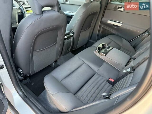 Серый Вольво В50, объемом двигателя 1.6 л и пробегом 229 тыс. км за 7950 $, фото 102 на Automoto.ua