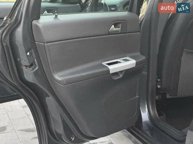 Серый Вольво В50, объемом двигателя 1.6 л и пробегом 218 тыс. км за 8500 $, фото 110 на Automoto.ua