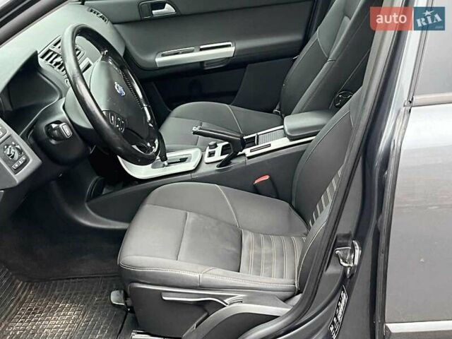 Серый Вольво В50, объемом двигателя 2 л и пробегом 240 тыс. км за 9690 $, фото 24 на Automoto.ua