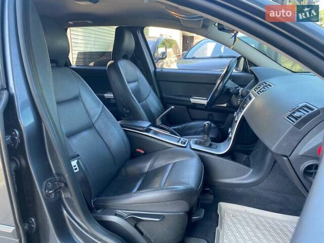 Серый Вольво В50, объемом двигателя 1.56 л и пробегом 224 тыс. км за 6990 $, фото 11 на Automoto.ua