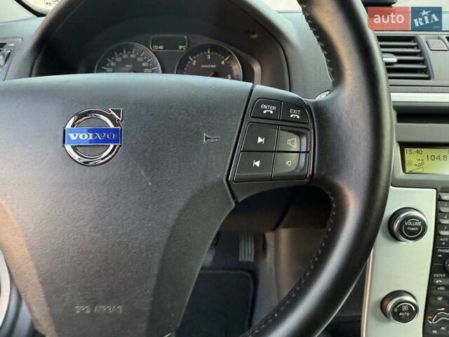 Серый Вольво В50, объемом двигателя 1.6 л и пробегом 229 тыс. км за 7950 $, фото 72 на Automoto.ua