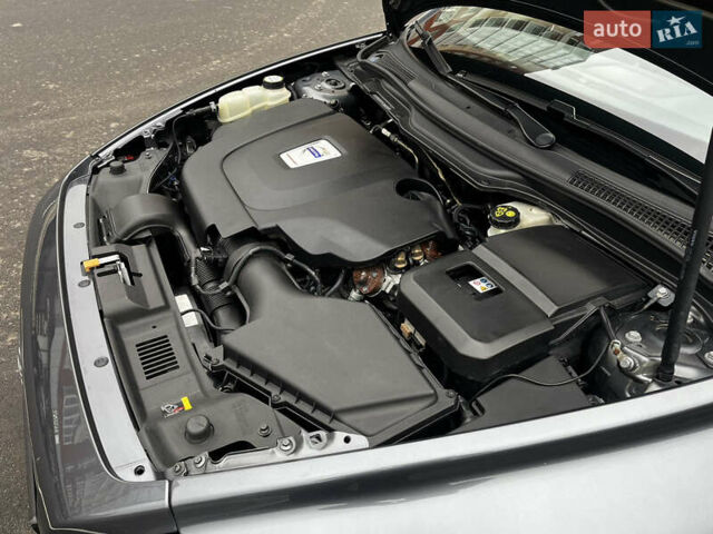Серый Вольво В50, объемом двигателя 2 л и пробегом 205 тыс. км за 9200 $, фото 98 на Automoto.ua