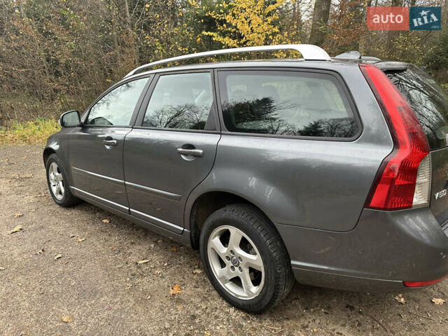 Сірий Вольво V50, об'ємом двигуна 1.6 л та пробігом 316 тис. км за 7800 $, фото 8 на Automoto.ua