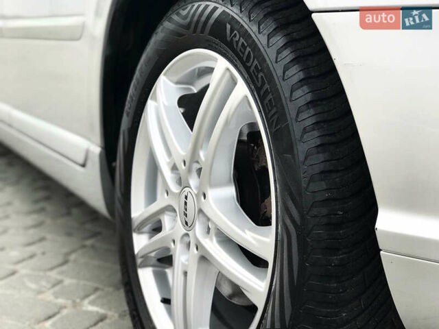 Серый Вольво В50, объемом двигателя 1.6 л и пробегом 160 тыс. км за 8799 $, фото 37 на Automoto.ua