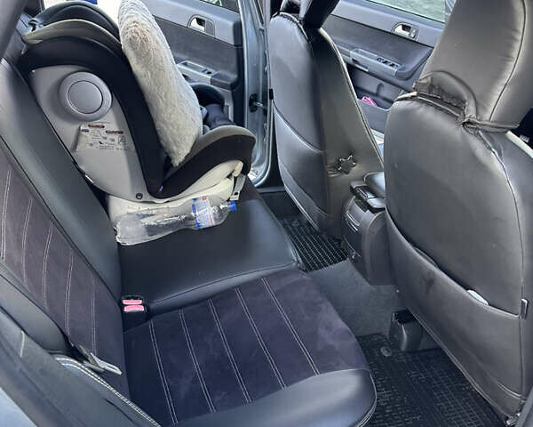 Сірий Вольво V50, об'ємом двигуна 1.56 л та пробігом 263 тис. км за 7800 $, фото 10 на Automoto.ua