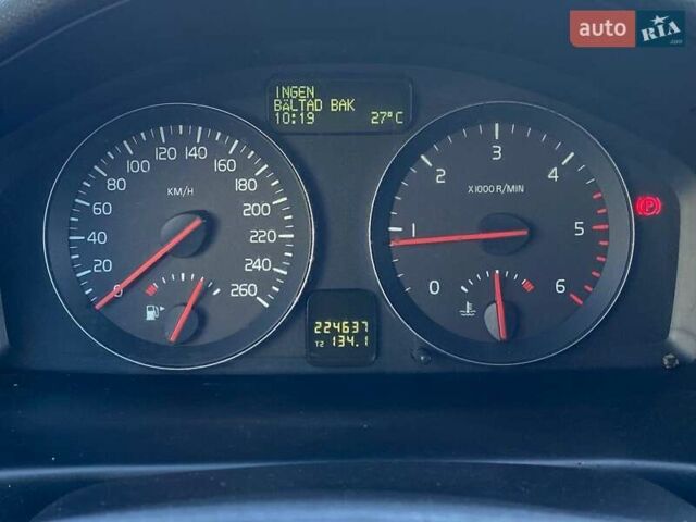 Серый Вольво В50, объемом двигателя 1.56 л и пробегом 224 тыс. км за 6990 $, фото 12 на Automoto.ua