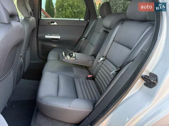 Серый Вольво В50, объемом двигателя 1.6 л и пробегом 229 тыс. км за 7950 $, фото 104 на Automoto.ua