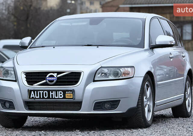 Сірий Вольво V50, об'ємом двигуна 1.56 л та пробігом 240 тис. км за 7900 $, фото 5 на Automoto.ua