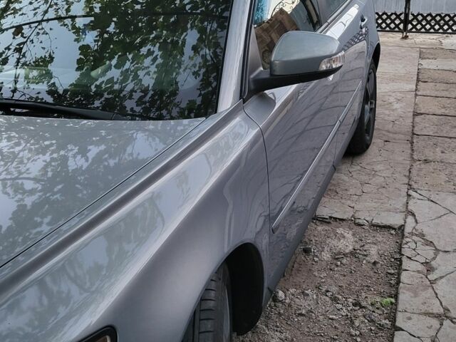 Сірий Вольво V50, об'ємом двигуна 1.6 л та пробігом 242 тис. км за 6801 $, фото 2 на Automoto.ua
