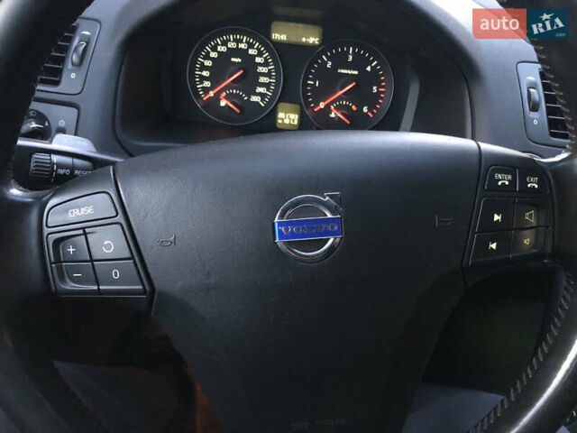 Сірий Вольво V50, об'ємом двигуна 1.6 л та пробігом 300 тис. км за 8500 $, фото 22 на Automoto.ua