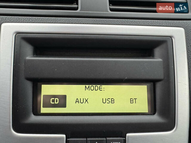 Серый Вольво В50, объемом двигателя 2 л и пробегом 225 тыс. км за 9999 $, фото 39 на Automoto.ua