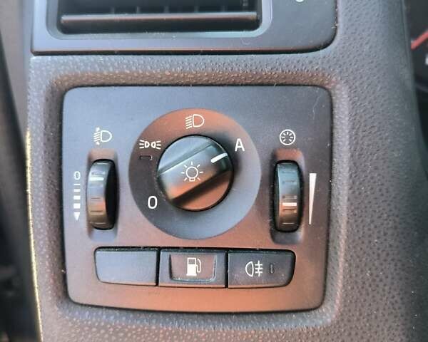 Сірий Вольво V50, об'ємом двигуна 1.6 л та пробігом 350 тис. км за 7200 $, фото 10 на Automoto.ua