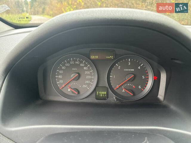 Сірий Вольво V50, об'ємом двигуна 1.6 л та пробігом 316 тис. км за 7800 $, фото 17 на Automoto.ua
