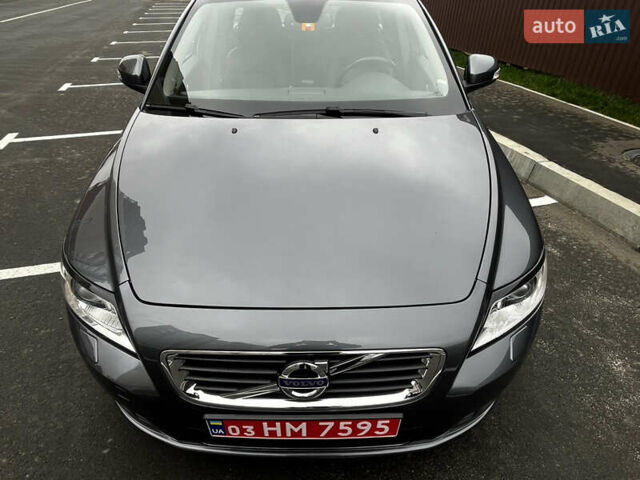 Серый Вольво В50, объемом двигателя 2 л и пробегом 205 тыс. км за 9200 $, фото 23 на Automoto.ua