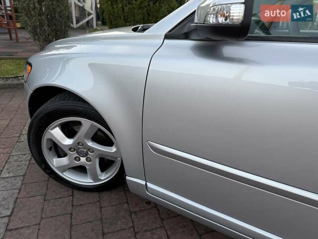 Серый Вольво В50, объемом двигателя 1.6 л и пробегом 229 тыс. км за 7950 $, фото 35 на Automoto.ua