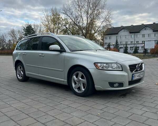 Сірий Вольво V50, об'ємом двигуна 1.6 л та пробігом 268 тис. км за 8500 $, фото 9 на Automoto.ua