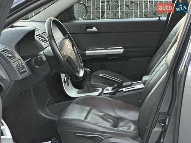 Серый Вольво В50, объемом двигателя 1.6 л и пробегом 218 тыс. км за 8500 $, фото 100 на Automoto.ua