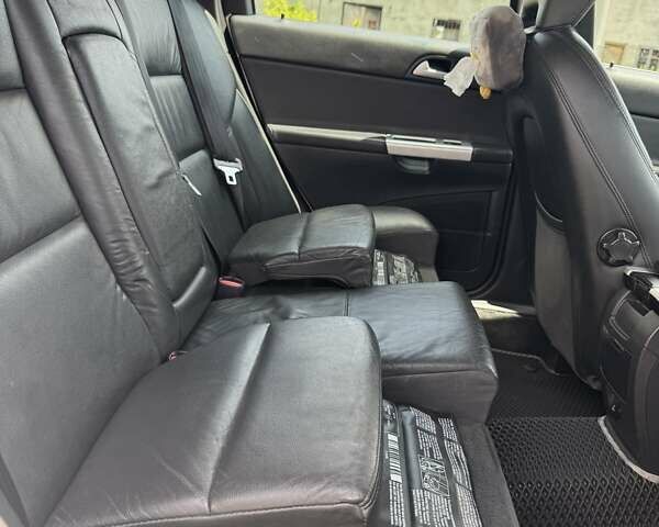 Серый Вольво В50, объемом двигателя 1.56 л и пробегом 236 тыс. км за 8000 $, фото 6 на Automoto.ua