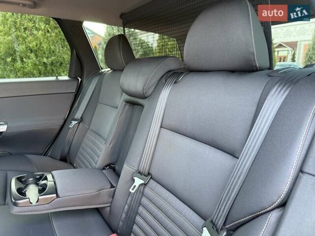 Серый Вольво В50, объемом двигателя 1.6 л и пробегом 229 тыс. км за 7950 $, фото 106 на Automoto.ua