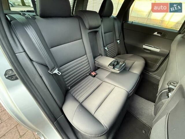 Серый Вольво В50, объемом двигателя 1.6 л и пробегом 229 тыс. км за 7950 $, фото 117 на Automoto.ua