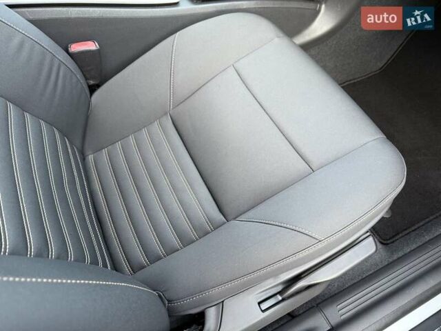 Серый Вольво В50, объемом двигателя 1.6 л и пробегом 229 тыс. км за 7950 $, фото 95 на Automoto.ua