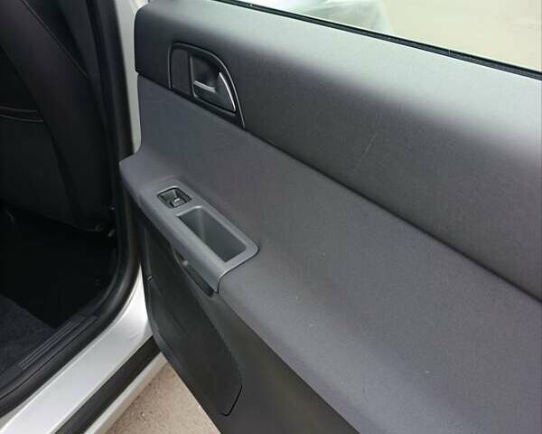 Серый Вольво В50, объемом двигателя 1.6 л и пробегом 200 тыс. км за 7800 $, фото 30 на Automoto.ua