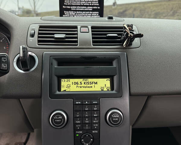 Сірий Вольво V50, об'ємом двигуна 1.56 л та пробігом 236 тис. км за 7300 $, фото 7 на Automoto.ua