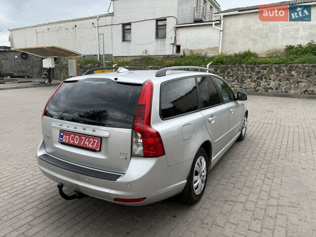Серый Вольво В50, объемом двигателя 1.6 л и пробегом 188 тыс. км за 7190 $, фото 6 на Automoto.ua