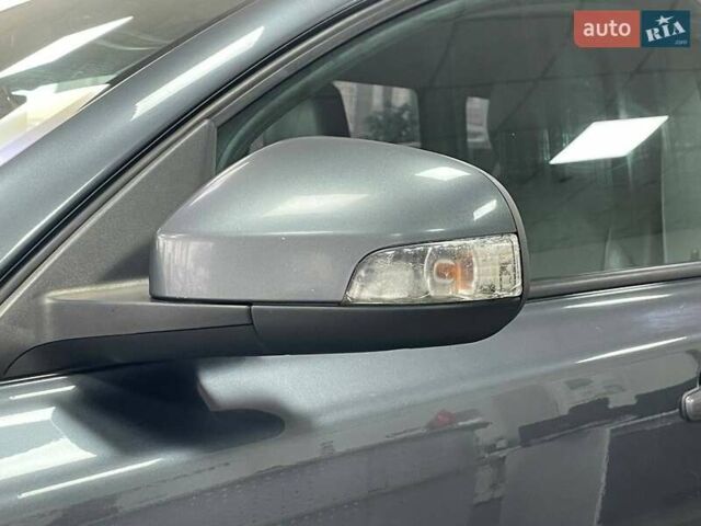 Серый Вольво В50, объемом двигателя 1.56 л и пробегом 227 тыс. км за 6690 $, фото 12 на Automoto.ua