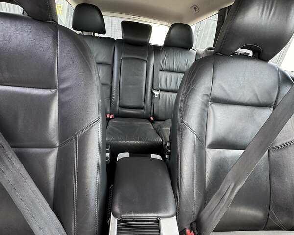 Серый Вольво В50, объемом двигателя 1.56 л и пробегом 236 тыс. км за 8000 $, фото 11 на Automoto.ua