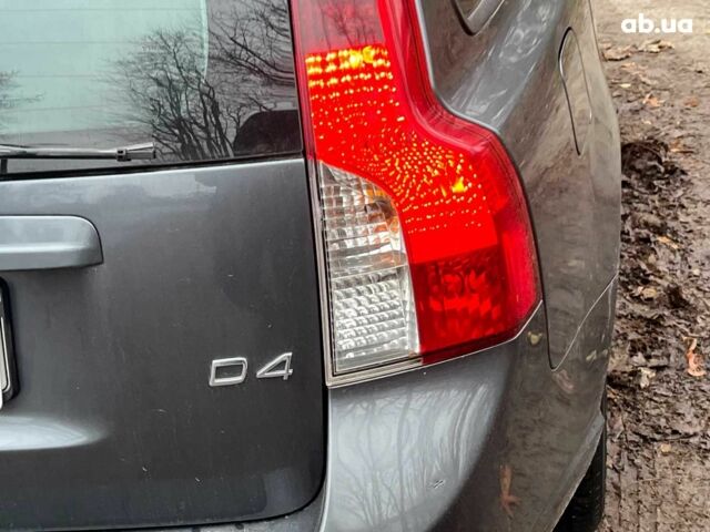 Сірий Вольво V50, об'ємом двигуна 2 л та пробігом 240 тис. км за 9690 $, фото 10 на Automoto.ua