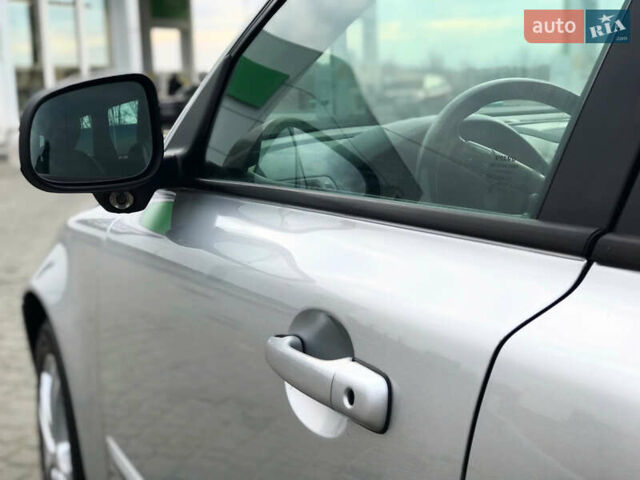 Серый Вольво В50, объемом двигателя 1.6 л и пробегом 160 тыс. км за 8799 $, фото 42 на Automoto.ua