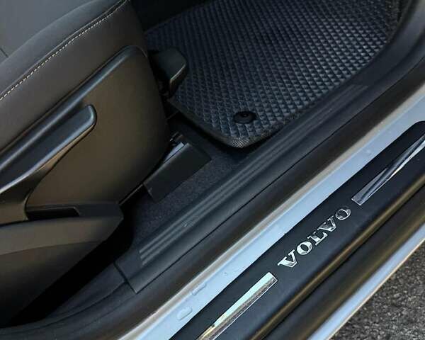 Серый Вольво В50, объемом двигателя 1.56 л и пробегом 282 тыс. км за 6500 $, фото 12 на Automoto.ua