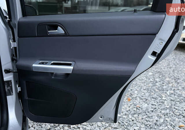 Сірий Вольво V50, об'ємом двигуна 1.56 л та пробігом 240 тис. км за 7900 $, фото 23 на Automoto.ua