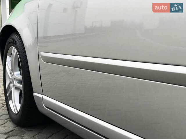 Серый Вольво В50, объемом двигателя 1.6 л и пробегом 160 тыс. км за 8799 $, фото 41 на Automoto.ua