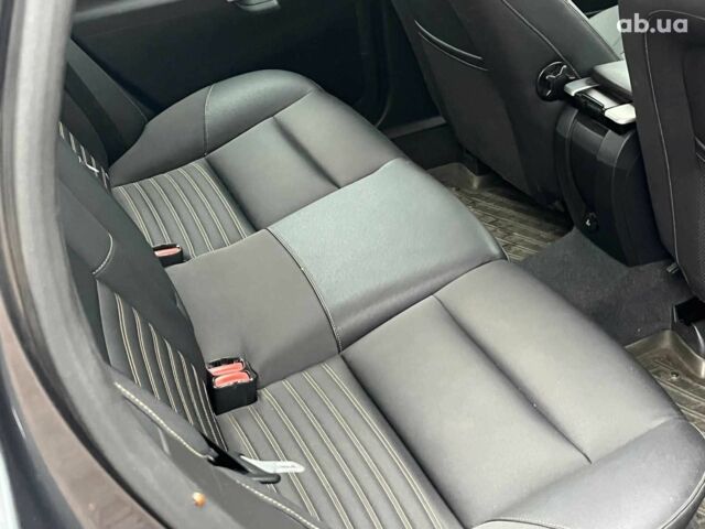 Сірий Вольво V50, об'ємом двигуна 2 л та пробігом 240 тис. км за 9690 $, фото 29 на Automoto.ua