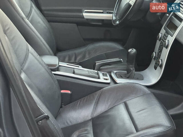Серый Вольво В50, объемом двигателя 1.6 л и пробегом 218 тыс. км за 8500 $, фото 78 на Automoto.ua