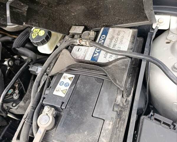 Сірий Вольво V50, об'ємом двигуна 1.6 л та пробігом 200 тис. км за 8200 $, фото 23 на Automoto.ua
