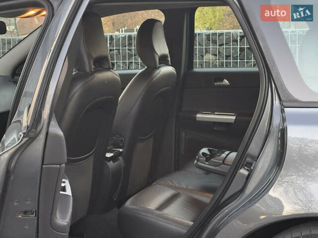 Серый Вольво В50, объемом двигателя 1.6 л и пробегом 218 тыс. км за 8500 $, фото 109 на Automoto.ua