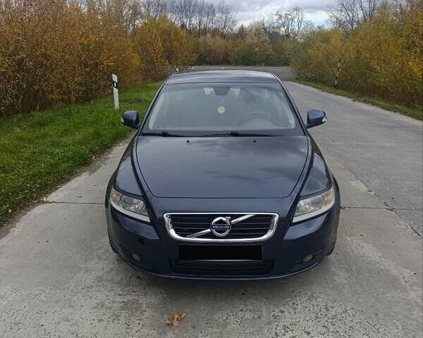 Сірий Вольво V50, об'ємом двигуна 1.6 л та пробігом 296 тис. км за 7100 $, фото 1 на Automoto.ua