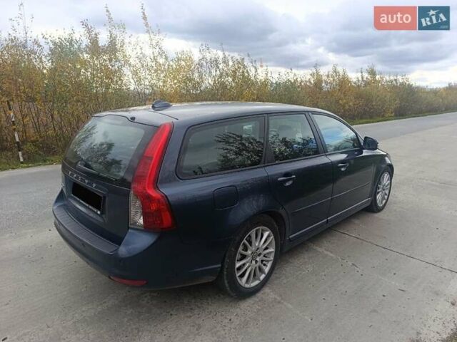 Сірий Вольво V50, об'ємом двигуна 1.6 л та пробігом 296 тис. км за 7100 $, фото 3 на Automoto.ua