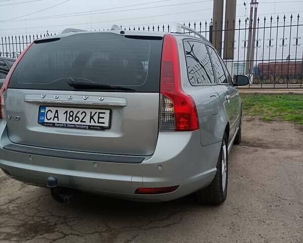 Серый Вольво В50, объемом двигателя 1.6 л и пробегом 222 тыс. км за 8700 $, фото 39 на Automoto.ua