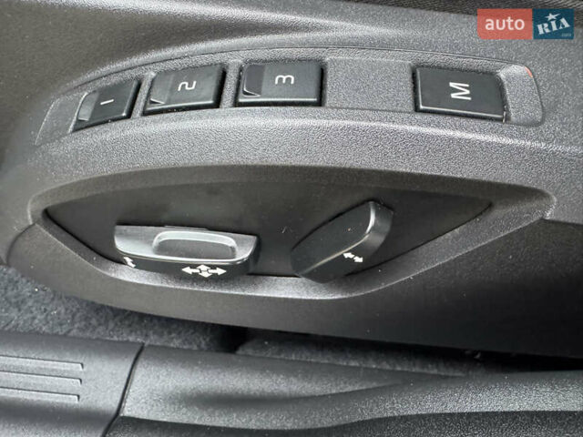 Серый Вольво В50, объемом двигателя 2 л и пробегом 225 тыс. км за 9999 $, фото 33 на Automoto.ua