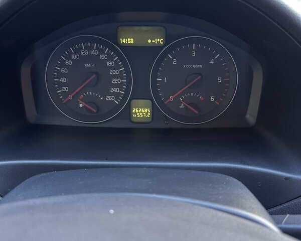 Сірий Вольво V50, об'ємом двигуна 1.56 л та пробігом 263 тис. км за 7800 $, фото 7 на Automoto.ua