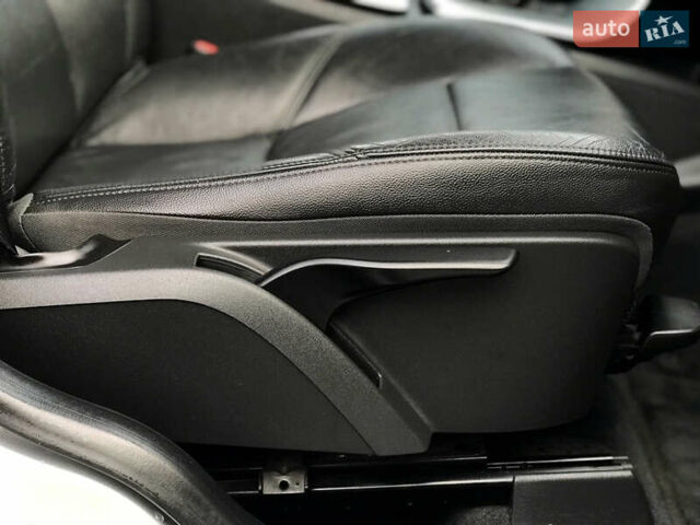 Серый Вольво В50, объемом двигателя 1.6 л и пробегом 160 тыс. км за 8799 $, фото 118 на Automoto.ua