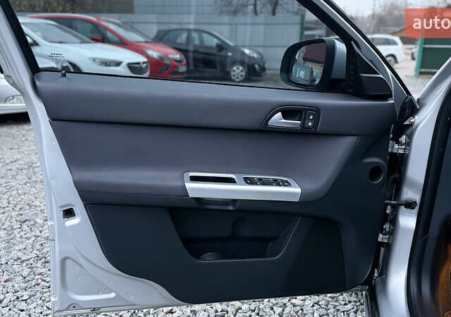 Сірий Вольво V50, об'ємом двигуна 1.56 л та пробігом 240 тис. км за 7900 $, фото 14 на Automoto.ua