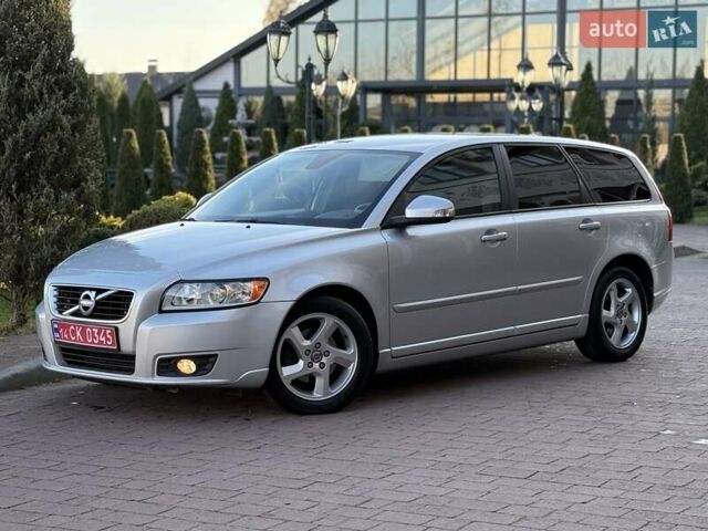 Серый Вольво В50, объемом двигателя 1.6 л и пробегом 229 тыс. км за 7950 $, фото 16 на Automoto.ua