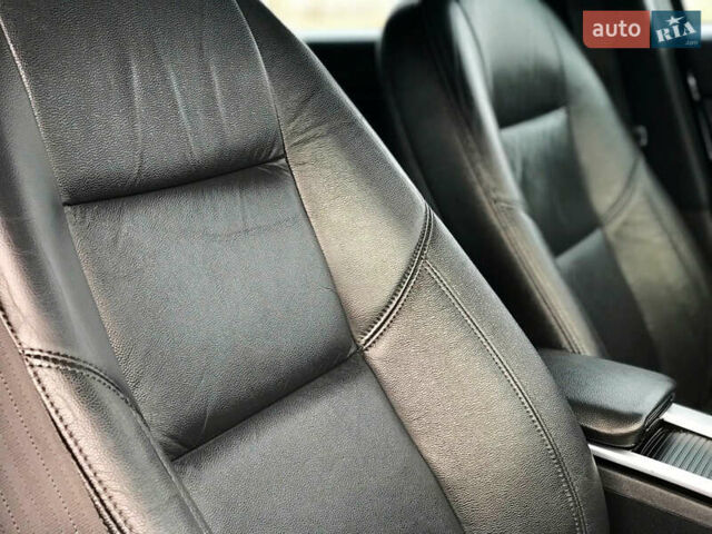 Серый Вольво В50, объемом двигателя 1.6 л и пробегом 160 тыс. км за 8799 $, фото 115 на Automoto.ua