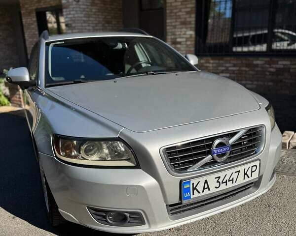 Серый Вольво В50, объемом двигателя 1.56 л и пробегом 282 тыс. км за 6500 $, фото 17 на Automoto.ua