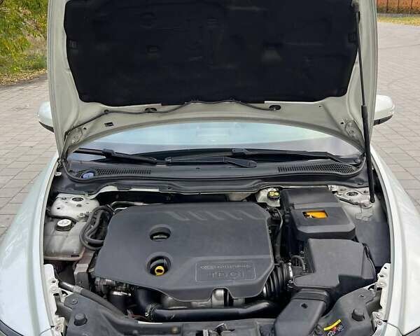 Сірий Вольво V50, об'ємом двигуна 1.6 л та пробігом 268 тис. км за 8500 $, фото 11 на Automoto.ua